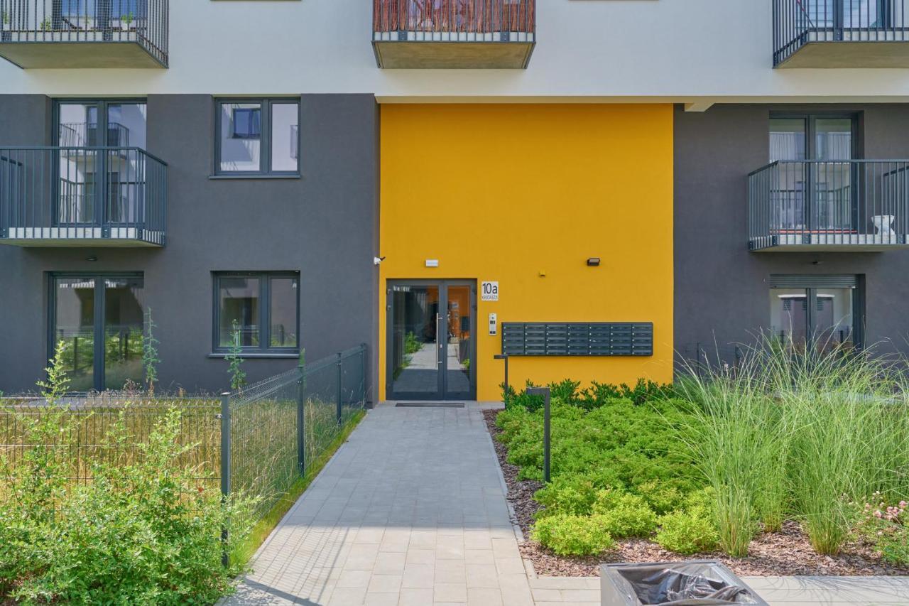 Exclusive Apartment With Balcony & Parking Wroclaw By Renters Prestige Exterior photo